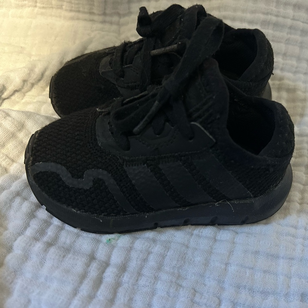 Adidas kids black sneakers size 6